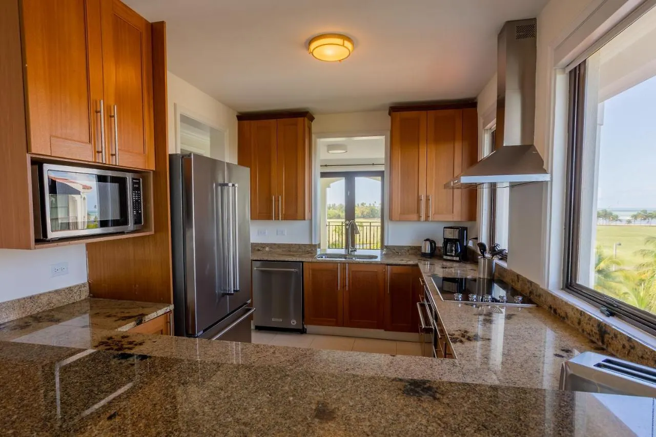 The Country Club Residences At Grand Reserve Rio Grande Apartment